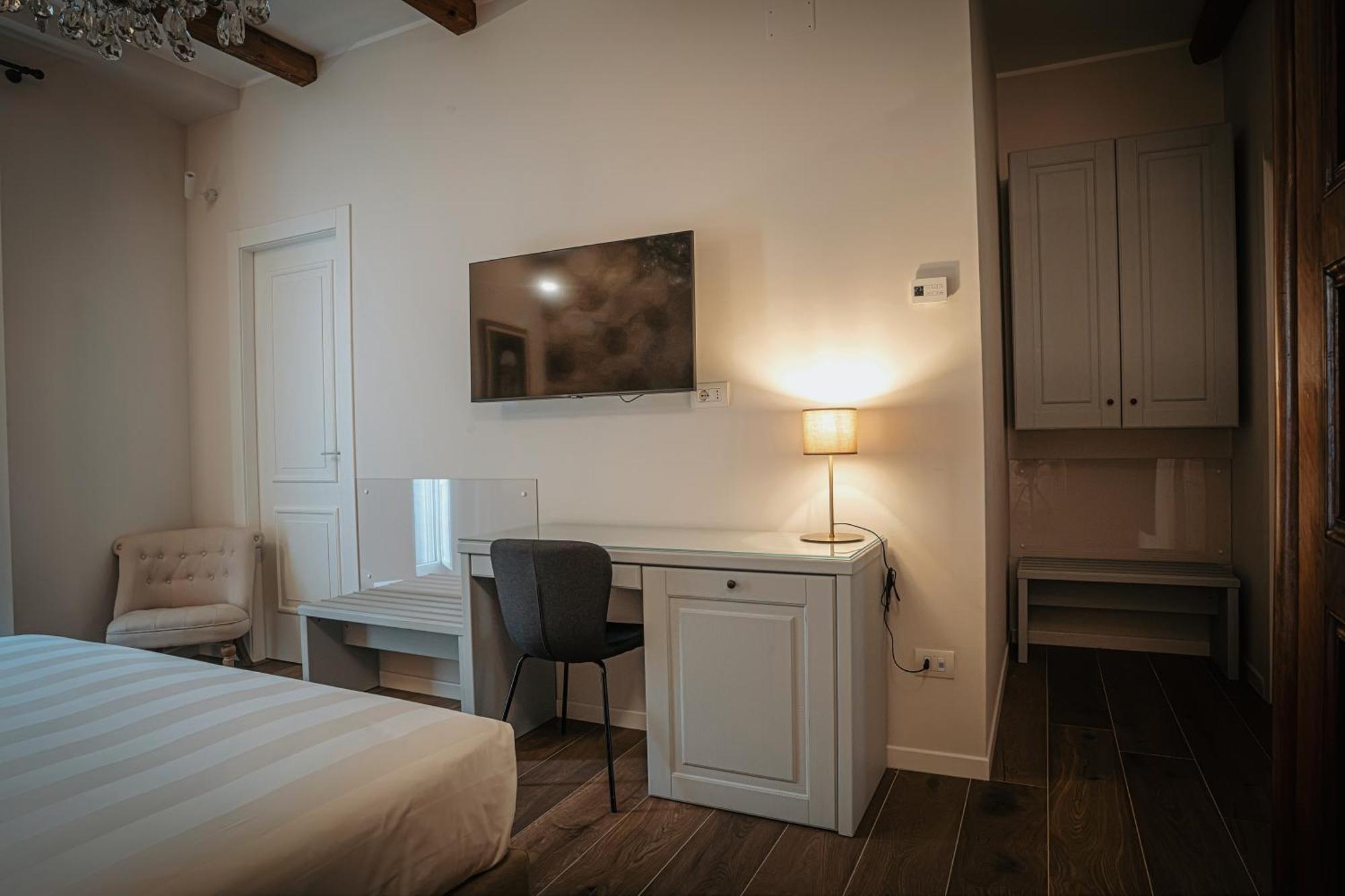 Hotel Dimora Lombardi Matera Exterior foto